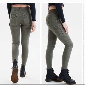 AE Super Hi-Rise Jegging Cargo Pants